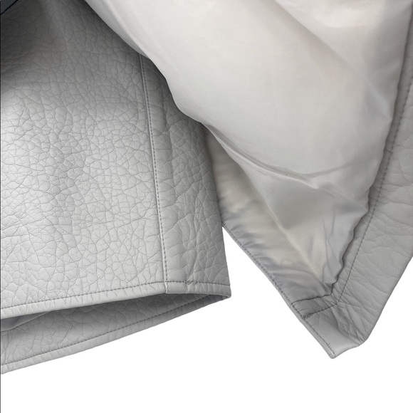 💕SALE💕 NWT Nasty Gal Leather Nightwalker Origami Layered Shorts - Picture 7 of 13